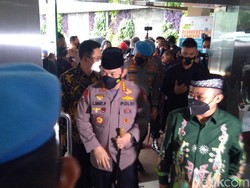 Berpeci, Kapolri Jenderal Listyo Sigit Prabowo Sambangi Muhammadiyah