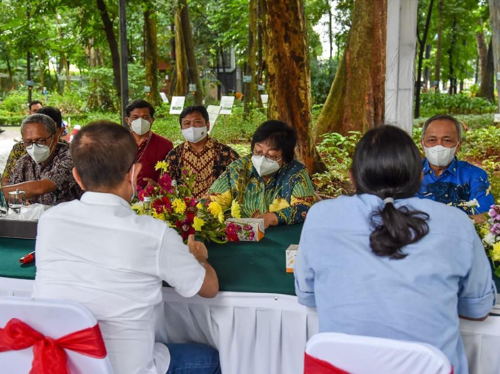 KLHK Apresiasi Upaya Wanadri Konservasi & Rehabilitasi Hutan di Jabar KLHK Apresiasi Upaya Wanadri Konservasi & Rehabilitasi Hutan di Jabar
