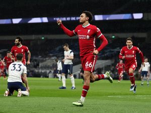 Pembuktian Alexander-Arnold! Bikin Gol dan Assist buat Liverpool