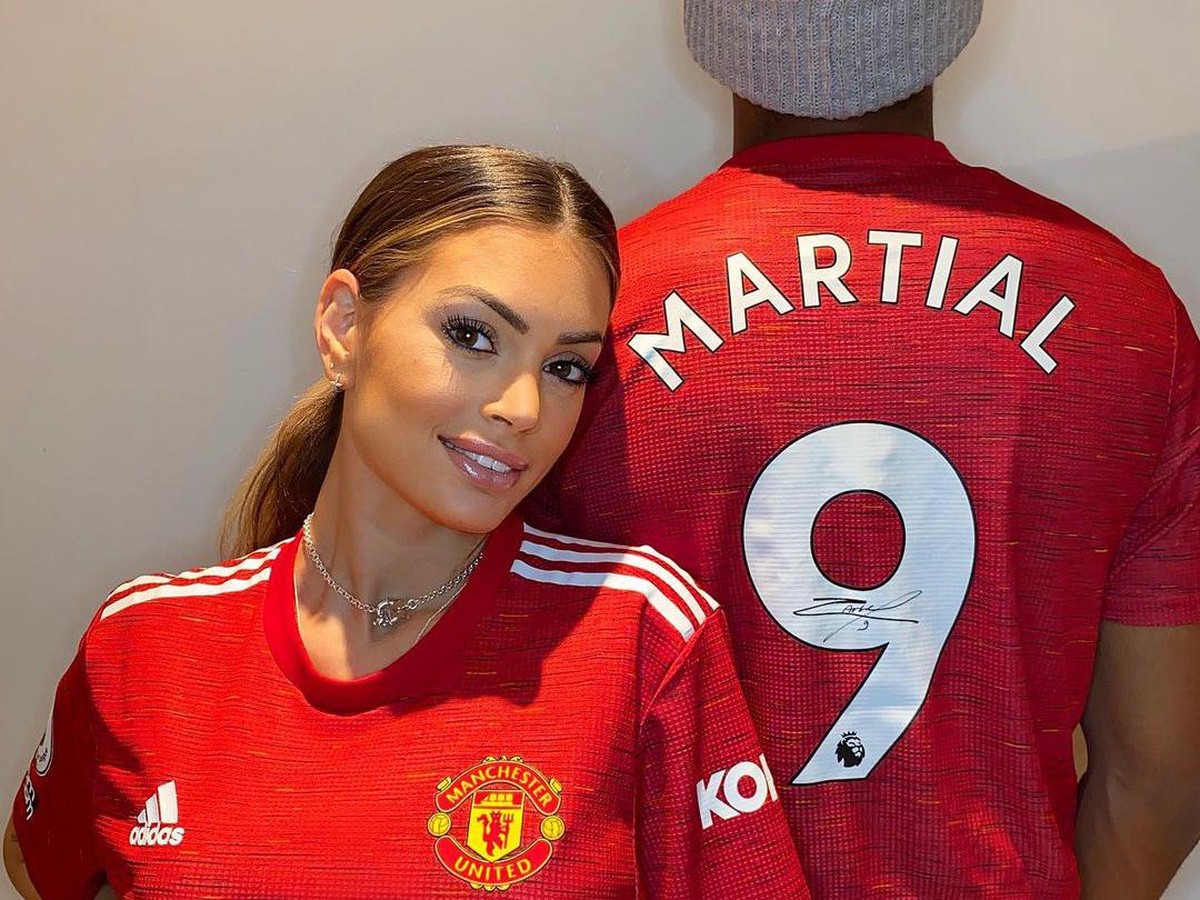 Sadis! Istri Anthony Martial Juga Jadi Korban Rasisme (Instagram/melaniemartialdc)