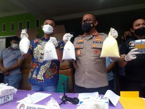 Menengok Pabrik Kosmetik Ilegal, Omzetnya 100 Juta Per Bulan