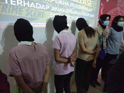 Cemburu Buta di Balik Penganiayaan Sadis Sesama Wanita