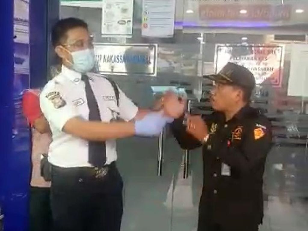 Viral Pria di Makassar Ngamuk di Bank karena Ditegur Tak Pakai Masker
