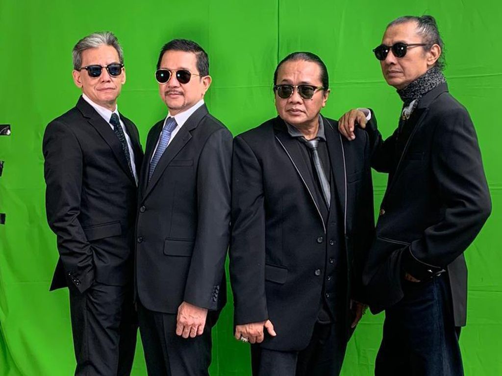 Sudah Waktunya The Gentlemen Beri Semangat Lewati Masa Kritis Corona Sudah Waktunya The Gentlemen Beri Semangat Lewati Masa Kritis Corona