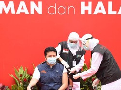 30 Ribu Nakes di Jatim Sudah Vaksinasi, Ini Pesan Wagub Emil