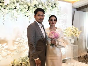 8 Potret Bahagia Ibnu Jamil dan Ririn Ekawati usai Ijab Kabul