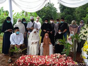 Ikhlaskan Kapten Afwan Pilot Sriwijaya Air, Istri: Sudah Ketetapan Allah Ikhlaskan Kapten Afwan Pilot Sriwijaya Air, Istri: Sudah Ketetapan Allah