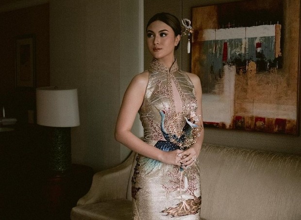 Marcella Daryanani/instagram.com/marcelladaryanani Marcella Daryanani mengenakan eyebrow natural /instagram.com/marcelladaryanani