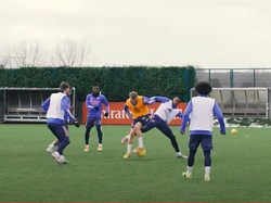 Momen Odegaard Ngolongin Rekan Barunya di Arsenal dengan Tumit