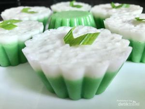 Contohlah Ibu-ibu di Belanda Ini, Lockdown Malah Produktif Bikin Kue