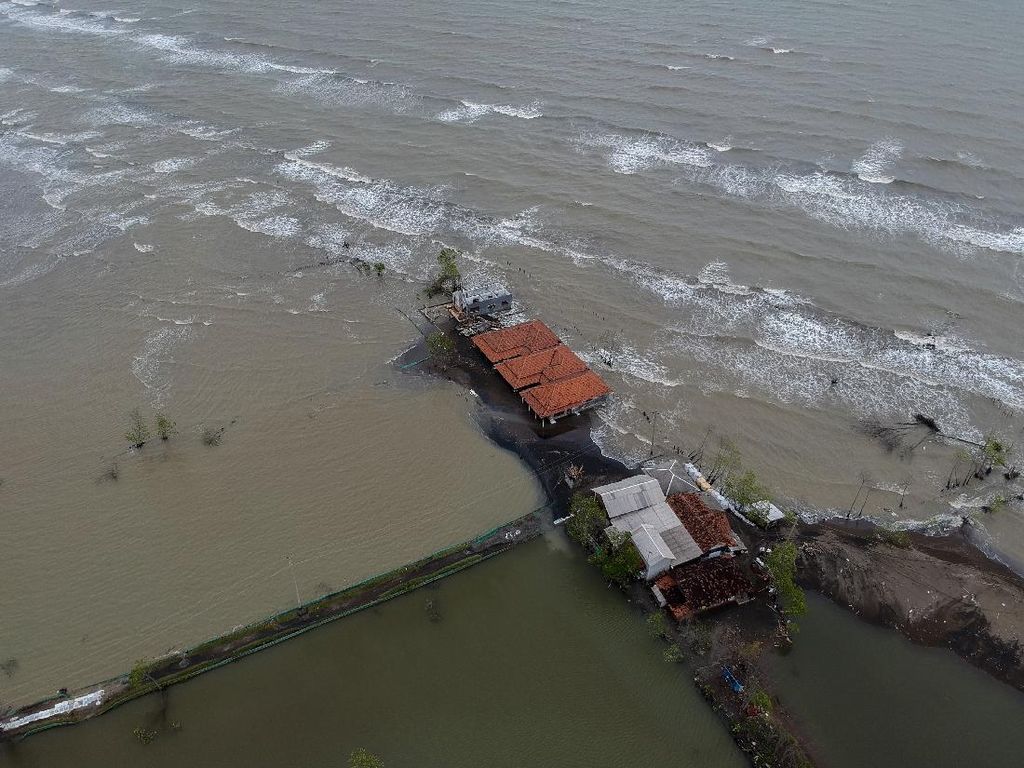 Profil Dusun Simonet Pekalongan yang Kian Tenggelam