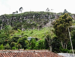Mengenal Gunung Batu Lembang yang Dipanjat Kak Seto