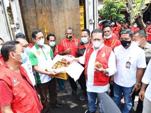 Bamsoet Lepas Ekspor 2 Ton Manggis ke China Bamsoet Lepas Ekspor 2 Ton Manggis ke China