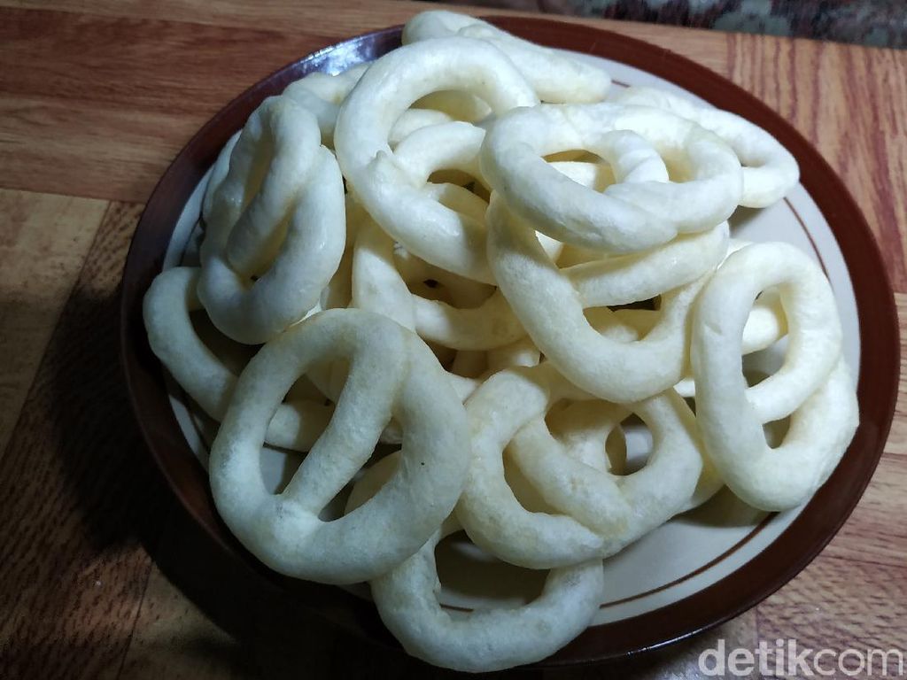 Kriuk Renyah Arak Keling Khas Pacitan yang Bikin Ketagihan Kriuk Renyah Arak Keling Khas Pacitan yang Bikin Ketagihan