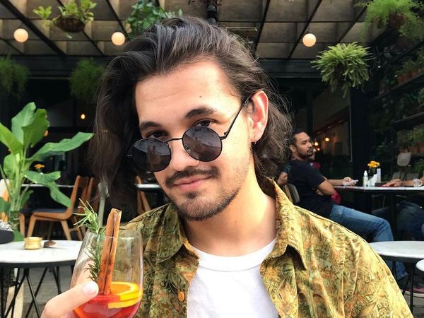 10 Potret Marco Panari, Pesinetron Keturunan Italia Meninggal Dunia