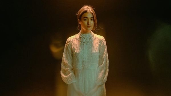 Mawar de Jongh Makin Serius Bermusik dengan Mesin Waktu