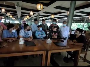 Barisan Ksatria Nusantara Terima Permohonan Maaf Abu Janda Barisan Ksatria Nusantara Terima Permohonan Maaf Abu Janda