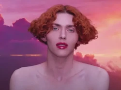 5 Fakta Sophie Xeon, Musisi Transgender yang Meninggal Mendadak