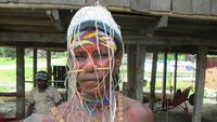 Foto: Suku Bauzi di Papua yang Hobi Berburu Buaya