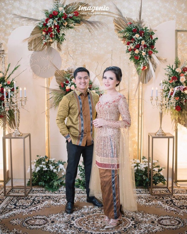 Tunangan/instagram.com/sarahgibson21