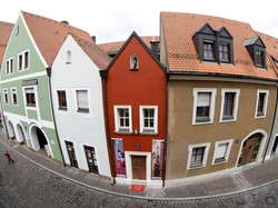 Lebar Cuma 2,5 Meter, Mungkin Ini Hotel Terkecil di Dunia