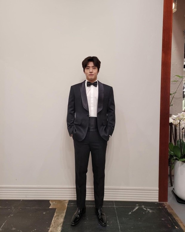 Kang Ha Neul/Sumber:instagram.com/th_company_official