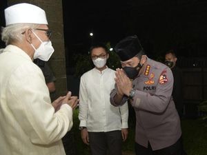 Silaturahmi ke Ketum MUI, Kapolri Minta Masukan dalam Jaga Ketertiban