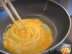 Khusus Pencinta Telur! Ini 5 Tips Seputar Telur yang Viral di TikTok