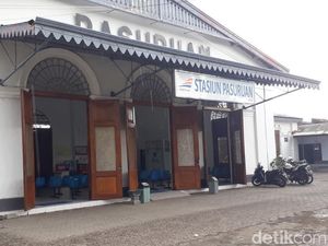 Laju KA Pasuruan-Probolinggo Semakin Kencang, Masyarakat Diimbau Waspada Laju KA Pasuruan-Probolinggo Semakin Kencang, Masyarakat Diimbau Waspada