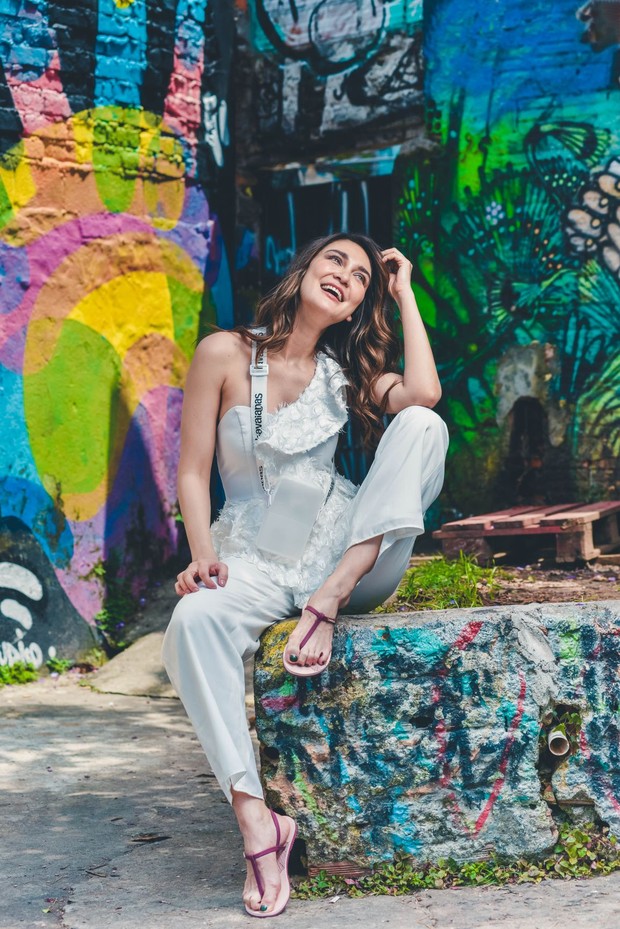 Luna Maya in Havaianas You Riviera Print/Dok. Havainas