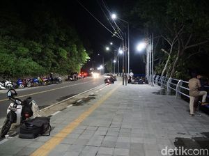 Suasana Malam Minggu yang Sepi di Sekitar Pantai Senggigi