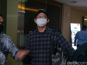 Serang Natalius Pigai, Abu Janda Berdalih Bela Hendropriyono Serang Natalius Pigai, Abu Janda Berdalih Bela Hendropriyono