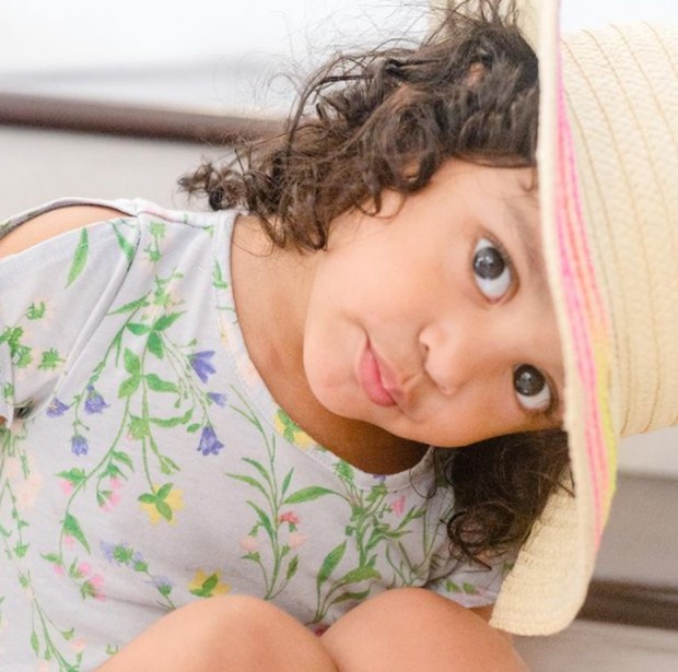 Shafiyyah / instagramc.com (shireensungkar) Shafiyyah bermata besar