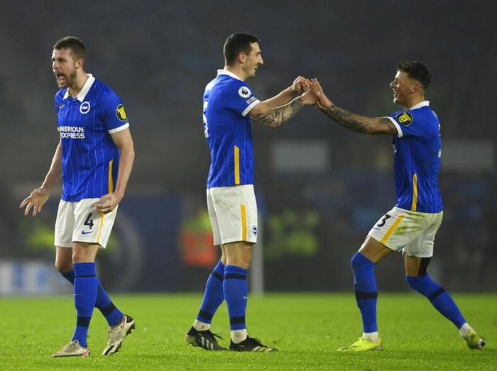 Brighton & Hove Albion menjamu Tottenham Hotspur di lanjutan Liga Inggris. Dalam pertandingan itu, Brighton berhasil mengalahkan Tottenham Hotspur dengan skor 1-0.