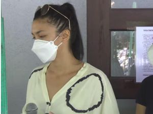 Tolak Masuk Islam, Pro dan Kontra Angela Gilsha Pakai Hijab Mengikuti