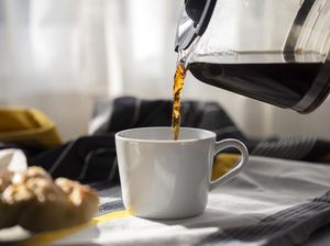 Apa Aman Meminum Kembali Sisa Kopi yang Telah Dibiarkan? Ini Kata Pakar
