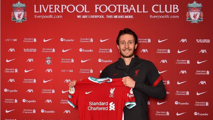 Ben Davies resmi bergabung ke Liverpool pada Selasa (2/1/2021).
