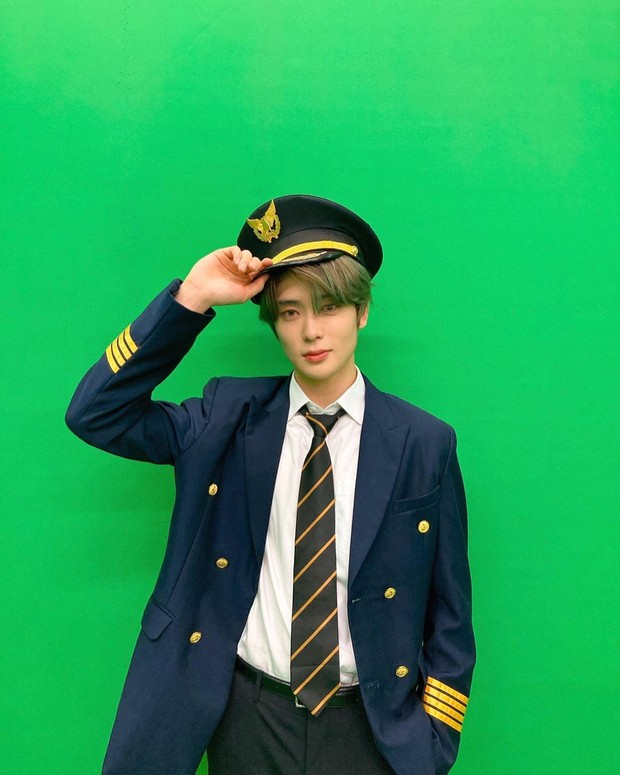 Darah Seni Mengalir dari Sang Ibu dan Nenek/instagram.com/nct127 Bakat seni yang dimiliki oleh Jaehyun rupanya mengalir dari sang ibu dan nenek.