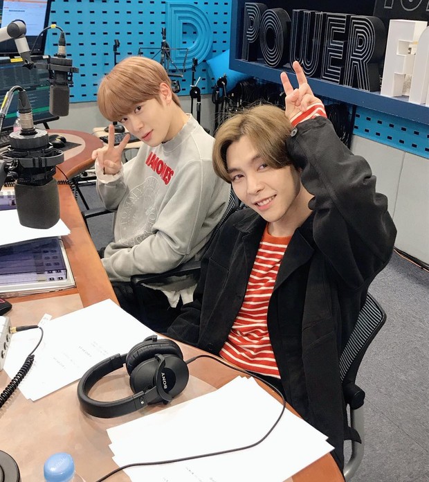 DJ Radio/instagram.com/nctnightnight Jaehyun juga pernah menjadi DJ radio ‘NCT’s Night Night’ bersama Johnny yang juga merupakan rekan satu grupnya NCT.