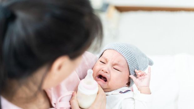 Ilustrasi bayi menangis