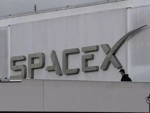 SpaceX Luncurkan Satelit Kolaborasi EarthCARE untuk Penelitian Iklim SpaceX Luncurkan Satelit Kolaborasi EarthCARE untuk Penelitian Iklim