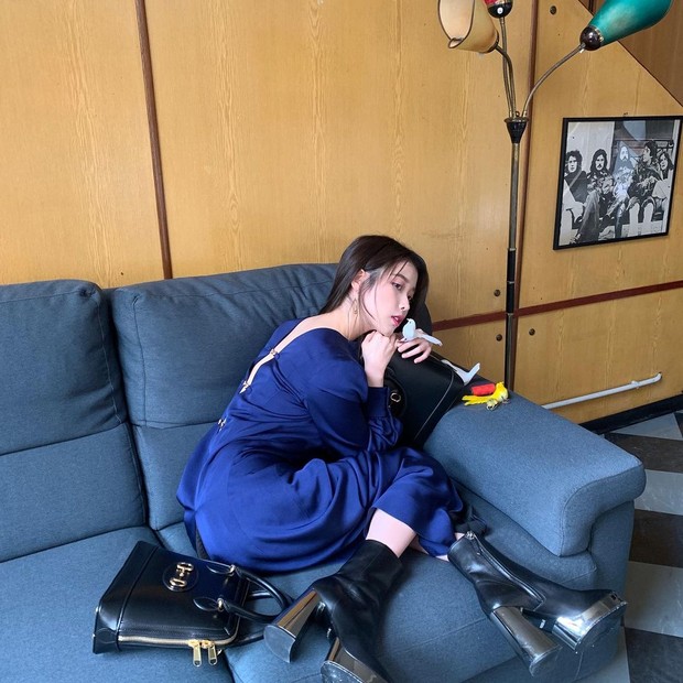 IU dengan tas Gucci/Sumber: instagram.com/dlwlrma