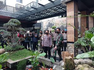 Temui KSAD Andika Perkasa, Kapolri Listyo Sigit Diajak Keliling Mabes AD