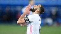 Pun Karim Benzema sudah berusia 33 tahun dan kontraknya habis di musim panas 2022 mendatang (Getty Images/Juan Manuel Serrano Arce)