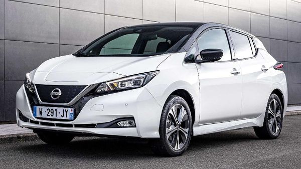 Nissan Leaf Bersolek di Ultah ke-10