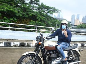 Intip Gaya Sunmori Raffi Ahmad dan Gading Marten Naik Motor Gede