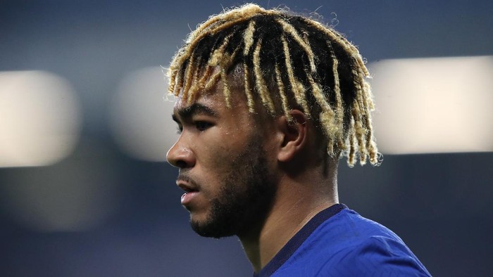 LONDON, ENGLAND - NOVEMBER 07: Reece James of Chelsea looks on during the Premier League match between Chelsea and Sheffield United at Stamford Bridge on November 07, 2020 in London, England. Sporting stadiums around the UK remain under strict restrictions due to the Coronavirus Pandemic as Government social distancing laws prohibit fans inside venues resulting in games being played behind closed doors. (Photo by Peter Cziborra - Pool/Getty Images)