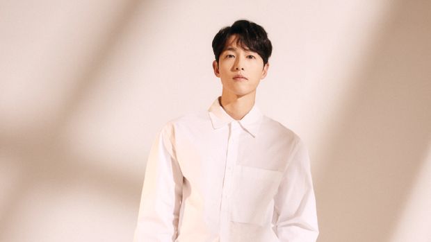 Song Joong-ki dalam film Space Sweepers.