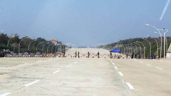 Suasana di Ibu Kota Myanmar saat Militer Ambil Alih Kekuasaan