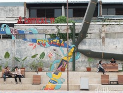 Unik! Bisa Olahraga dan Lihat Pesawat di Kafe Bandung Ini
